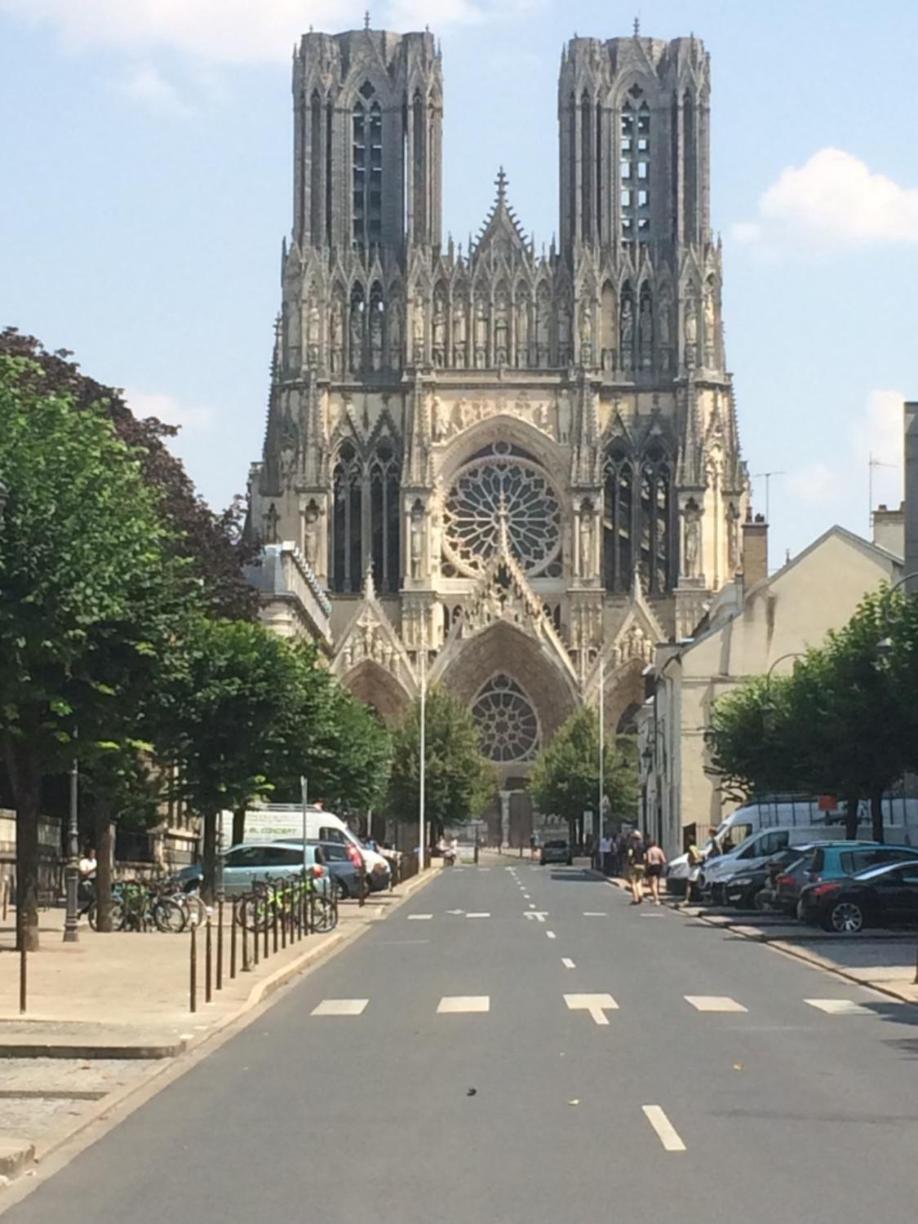 Le Cosy Marnais, Centre Ville, Vue Cathedrale Реймс Екстер'єр фото